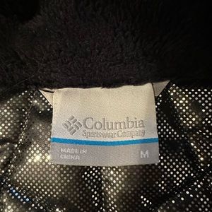 Women’s Columbia jacket. Very warm and only worn about 2 times